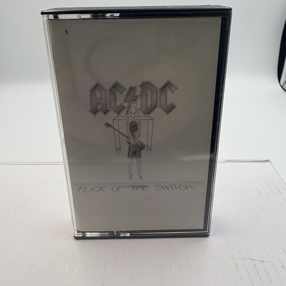 ACDC Flick Of The Switch (1983) Cassette - Picture 1 of 3